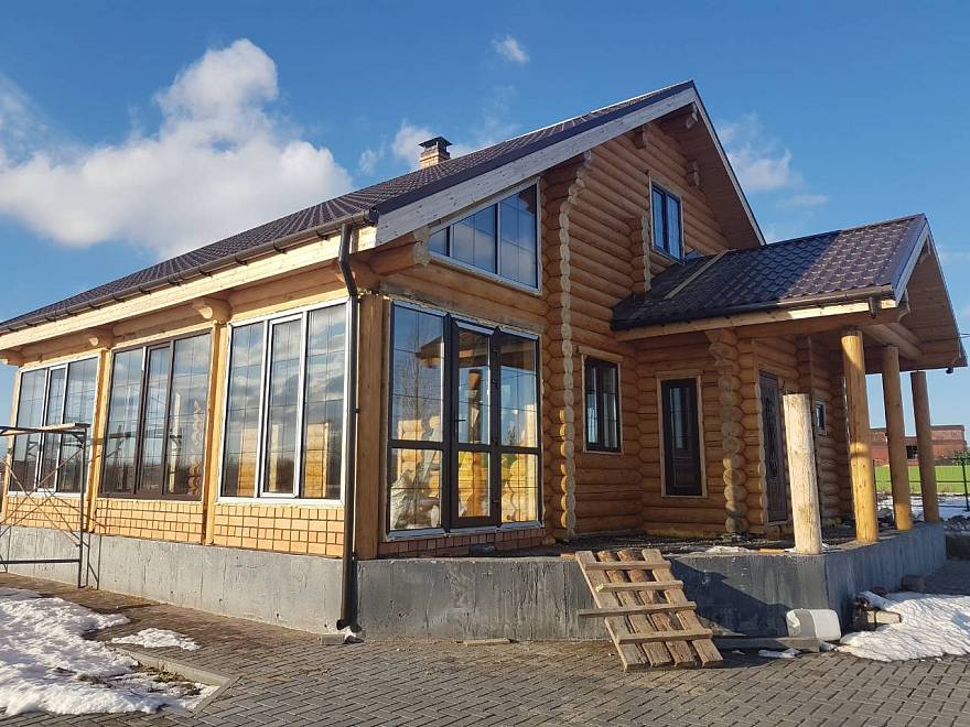 Потребительские свойства домов из оцилиндрованного бревна